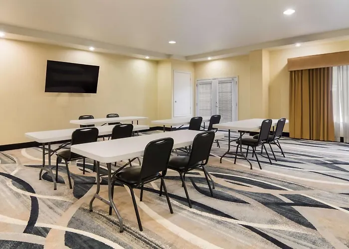 Best Western Comanche Inn