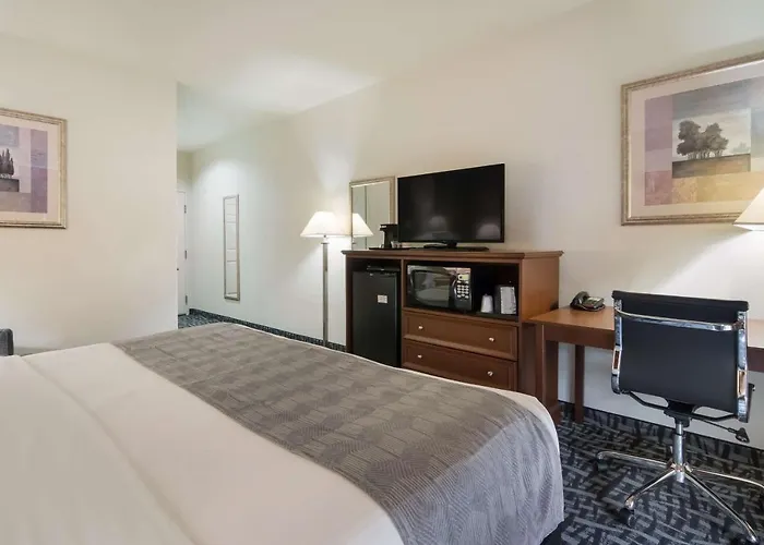 Best Western Comanche Inn