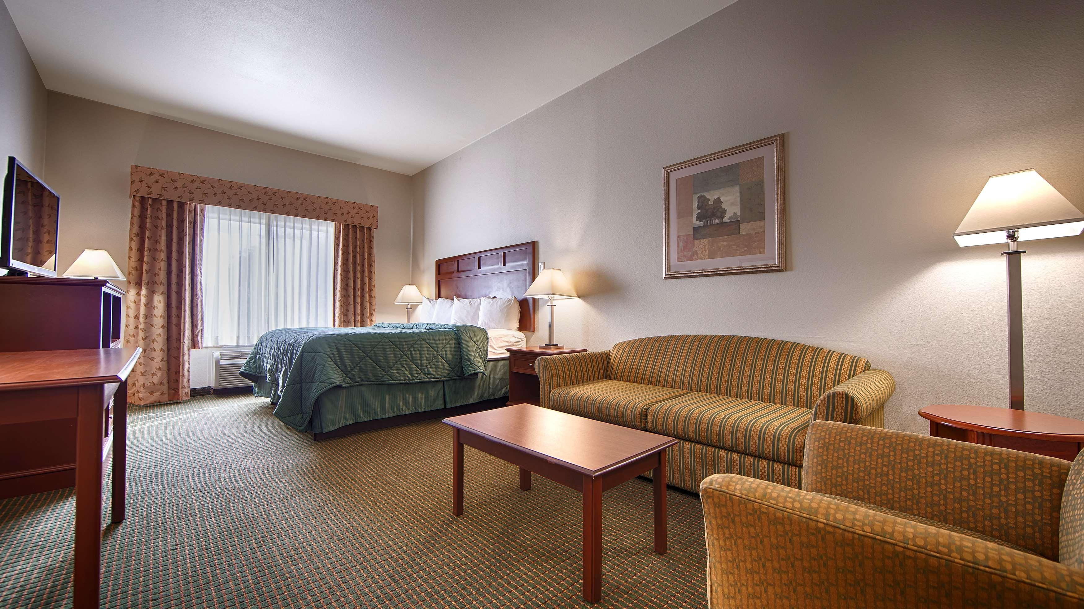 Western Hotel Comanche