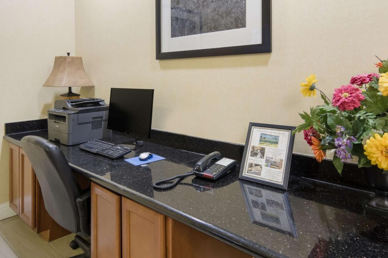 Western Hotel Comanche